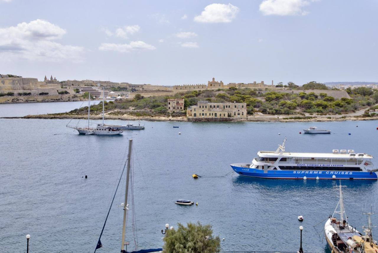 Bastions Seaview Apartments And Duplex Penthouse In Sliema By Shortletsmalta エクステリア 写真