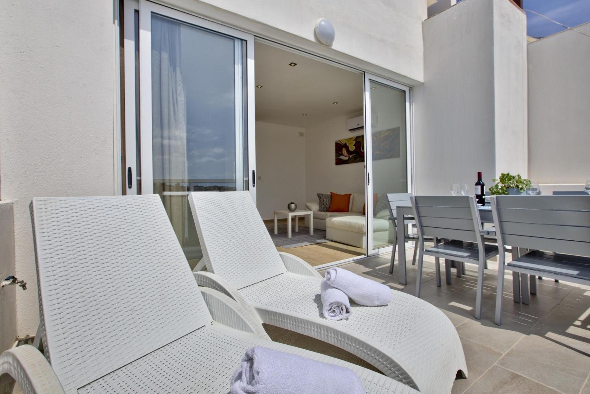 Bastions Seaview Apartments And Duplex Penthouse In Sliema By Shortletsmalta エクステリア 写真